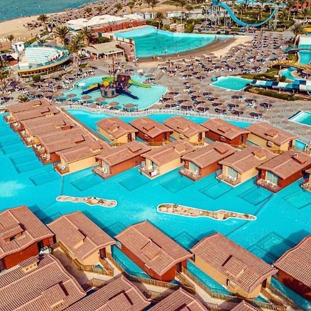 Titanic Palace Families And Couples Only Hurghada Exterior foto Aerial view of the resort