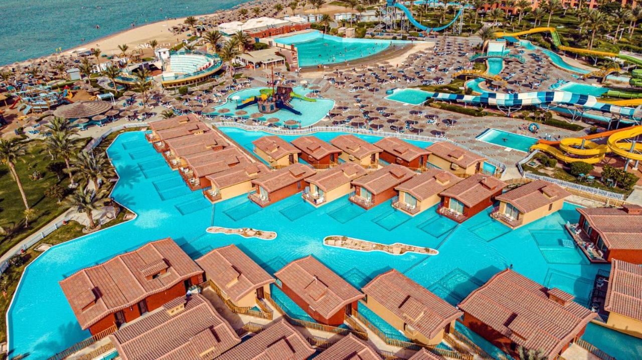 Titanic Palace Families And Couples Only Hurghada Exterior foto Aerial view of the resort